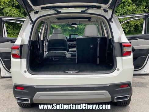 Used 2025 Honda Pilot Touring image 43