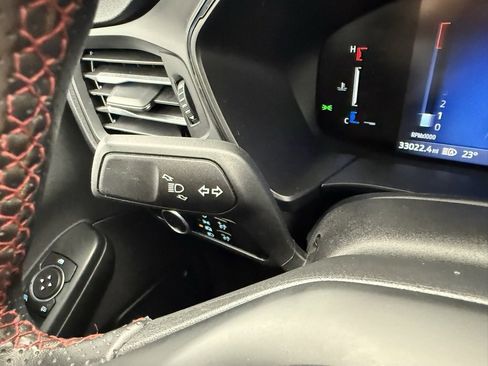 Used 2024 Ford Escape ST-Line image 25