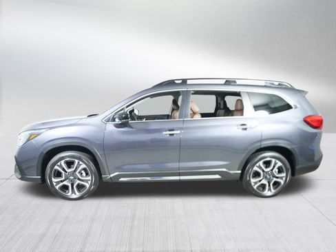 Used 2025 Subaru Ascent Touring w/ Popular Package #2 image 4