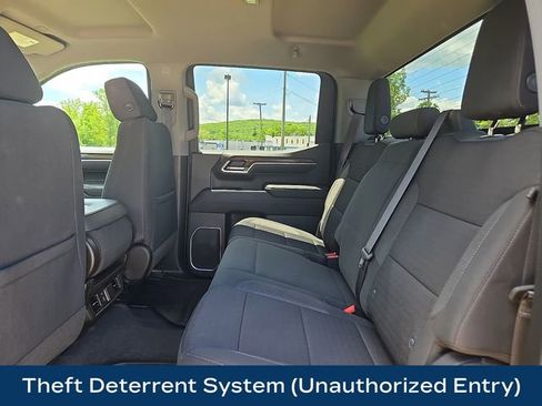 Used 2022 Chevrolet Silverado 1500 LT AWD/4WD image 21