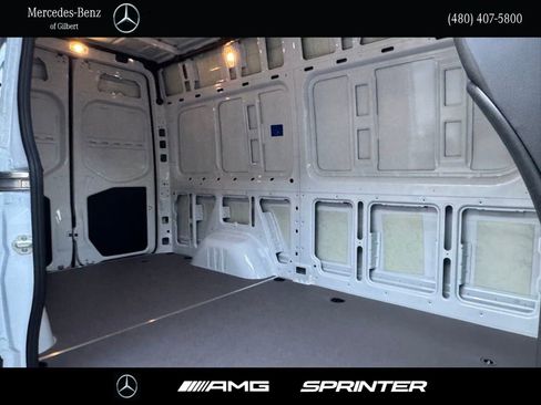 New 2025 Mercedes-Benz Sprinter 2500 image 10