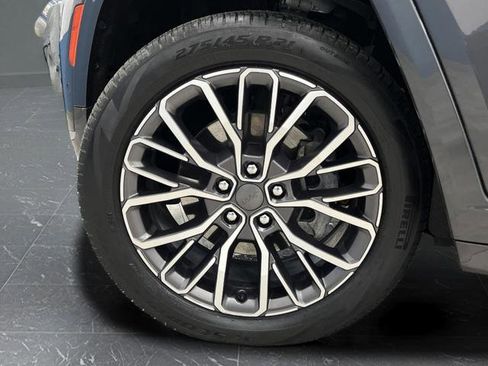 Used 2023 Jeep Grand Cherokee L Summit image 41