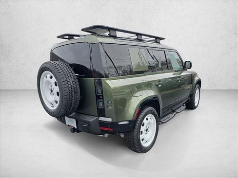 New 2026 Land Rover Defender 110 X-Dynamic SE AWD/4WD image 5