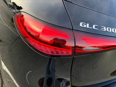 Used 2026 Mercedes-Benz GLC 300 4MATIC image 18