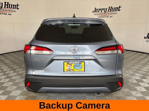 Used 2024 Toyota Corolla Cross L FWD image 6