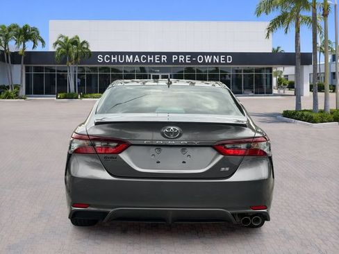 Used 2024 Toyota Camry SE FWD image 6