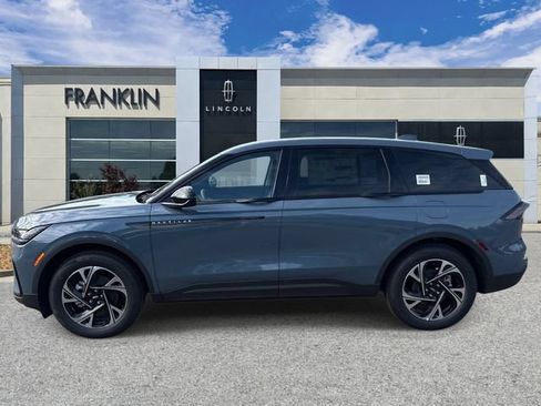 New 2026 Lincoln Nautilus Premier w/ Jet Appearance Package AWD/4WD image 4