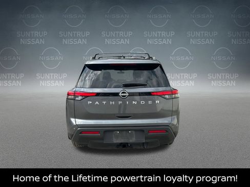 Certified 2025 Nissan Pathfinder SV w/ SV Premium Package FWD image 5
