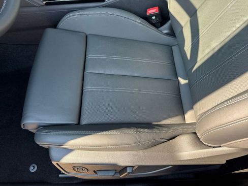 New 2025 Audi Q5 Premium Plus w/ Premium Plus image 14