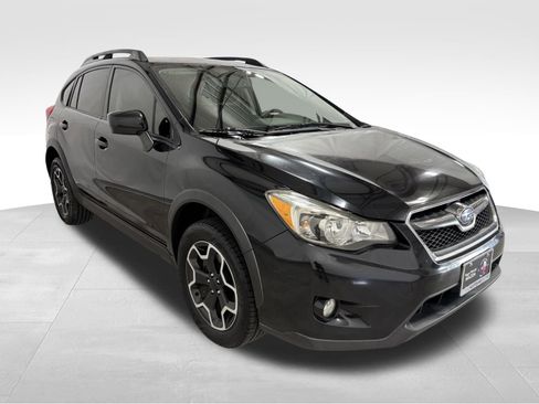 Used 2015 Subaru Crosstrek 2.0i Premium image 3