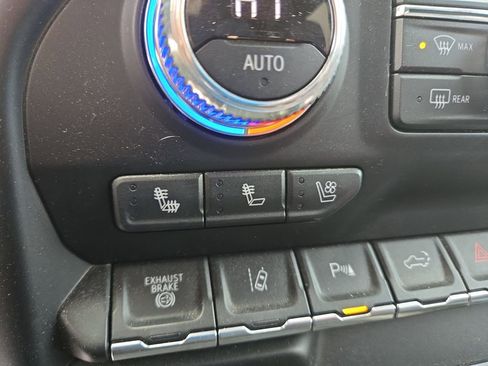 Used 2020 GMC Sierra 2500 Denali w/ Denali Ultimate Package image 23