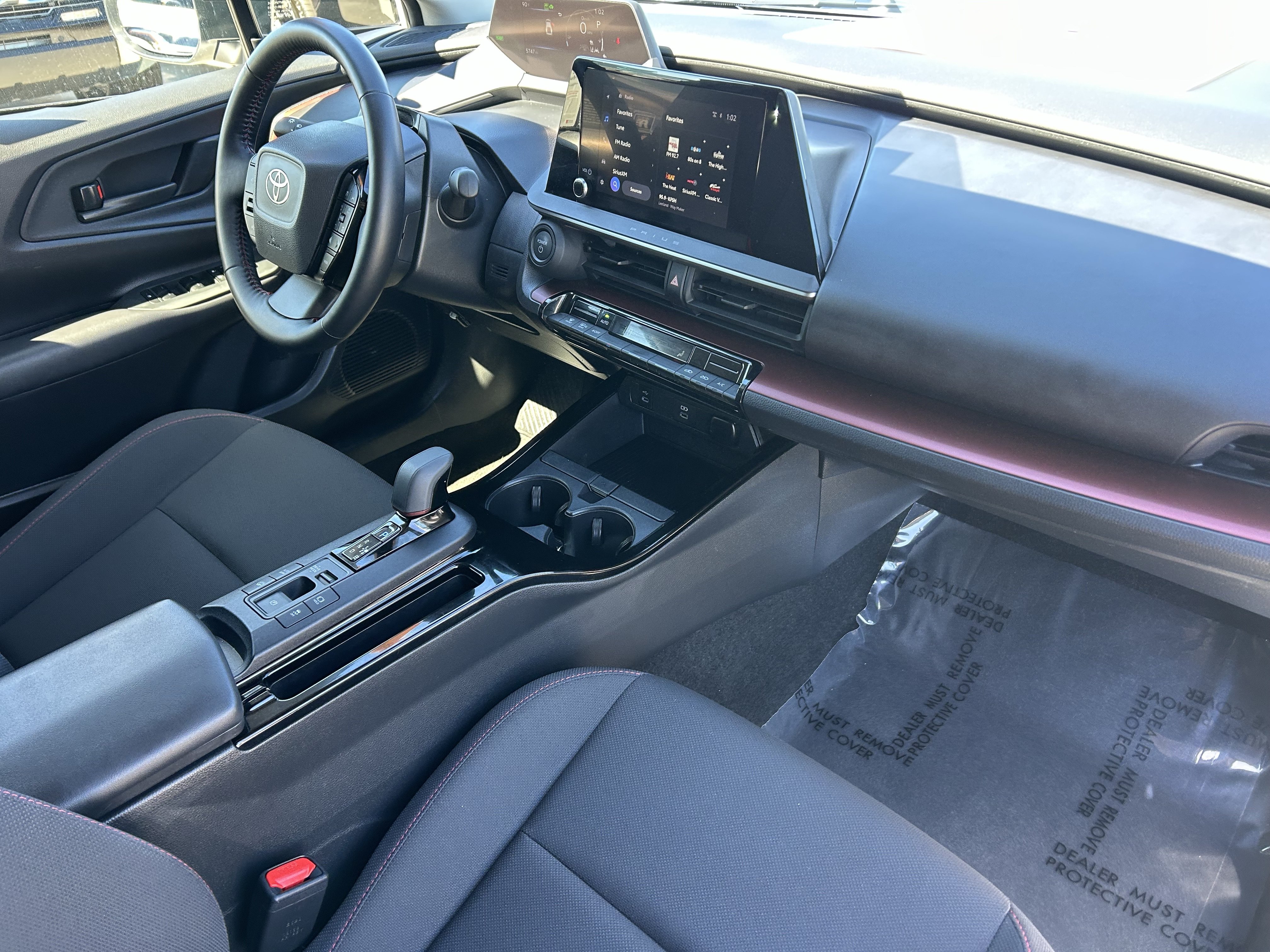 Certified 2026 Toyota Prius Plug-In Hybrid FWD image 9