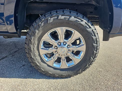 Used 2020 RAM 2500 Limited image 34