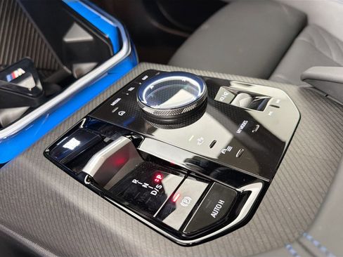 Certified 2025 BMW X3 xDrive30i w/ M Sport Package image 16