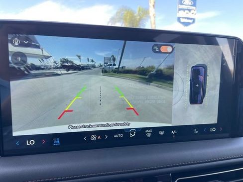 New 2026 Lincoln Aviator AWD image 12