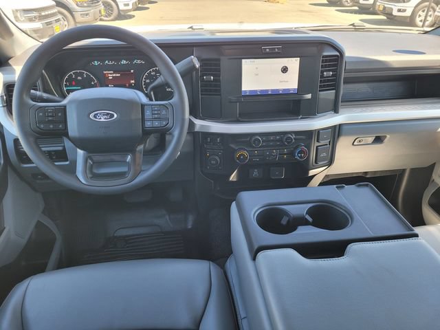 New 2026 Ford F350 XL w/ 360-Degree Camera Package AWD/4WD image 7