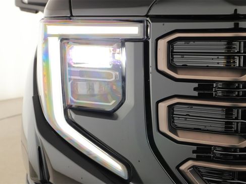 Used 2024 GMC Sierra 1500 AT4X image 34