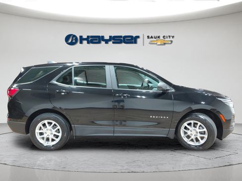 Certified 2022 Chevrolet Equinox LS AWD/4WD image 8