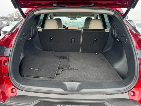 Used 2025 Nissan Murano SV AWD/4WD image 6