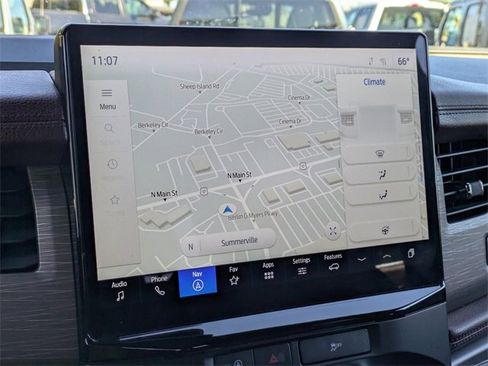 Used 2024 Ford Expedition Max Limited image 24