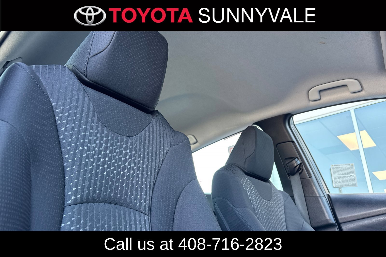 Certified 2018 Toyota Prius Prime Plus FWD image 19