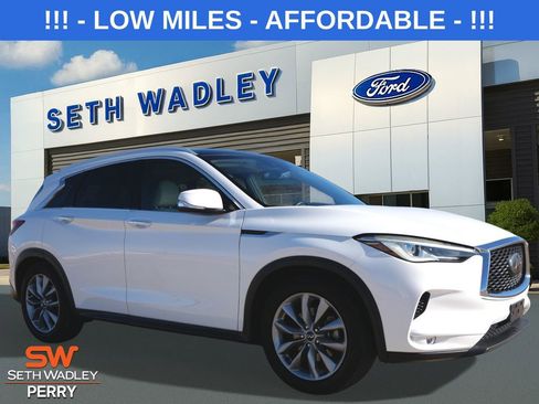 Used 2019 INFINITI QX50 Luxe w/ Navigation Package image 1