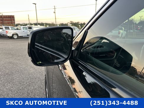 Used 2022 Jeep Grand Cherokee Limited image 10