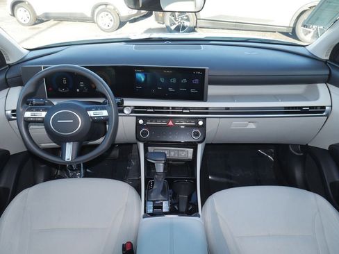 Used 2025 Hyundai Tucson SEL FWD image 39