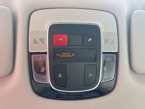 Certified 2025 Hyundai Tucson SEL AWD/4WD image 36