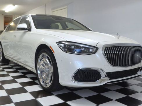 Used 2022 Mercedes-Benz Maybach S 580 4MATIC image 3
