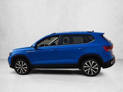 Used 2022 Volkswagen Taos SE image 8
