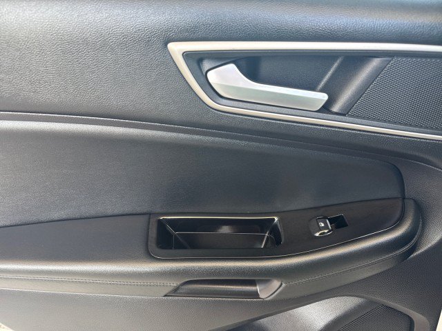 Used 2020 Ford Edge SEL AWD/4WD image 6