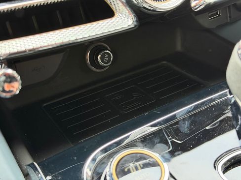 Used 2023 Bentley Flying Spur W12 image 28