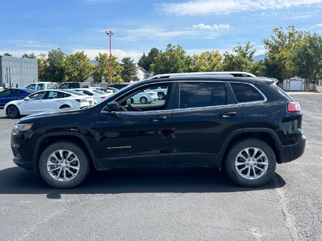 Used 2019 Jeep Cherokee Latitude w/ Popular Appearance Group AWD/4WD image 8