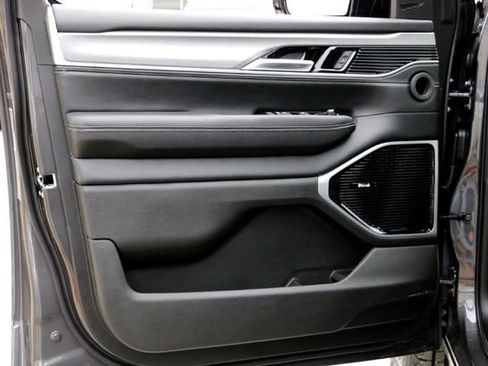 New 2026 Jeep Grand Wagoneer L Limited image 16