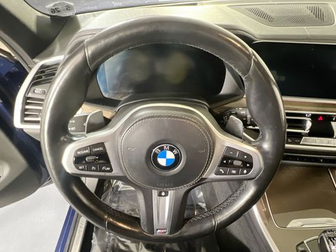Used 2021 BMW X5 xDrive40i w/ M Sport Package image 11