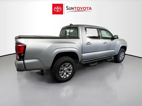 Used 2018 Toyota Tacoma SR w/ SR Convenience Package image 4