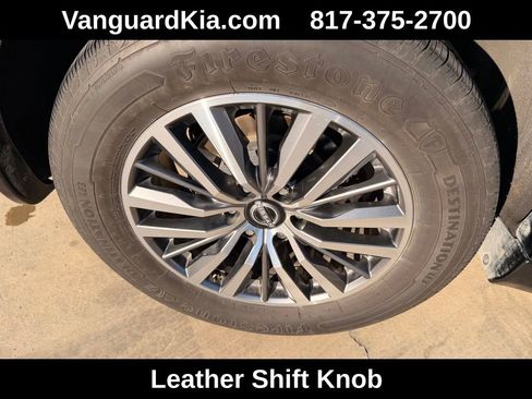 Used 2021 Nissan Armada SL w/ Captain's Chairs Package image 10