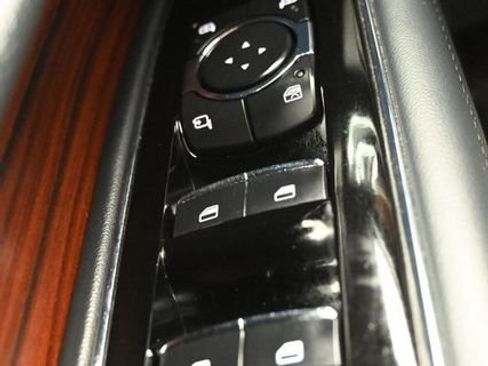 Used 2023 Lincoln Navigator Reserve RWD image 29