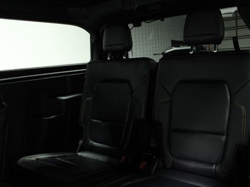 Used 2021 Ford Bronco Badlands image 13