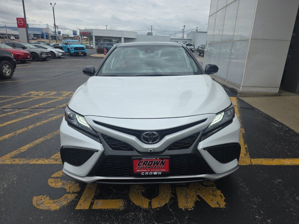 Used 2023 Toyota Camry XSE w/ Navigation Package FWD image 10