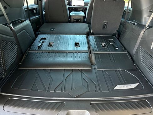 New 2026 Chevrolet Tahoe LS w/ LPO, Dark Essentials Package image 16