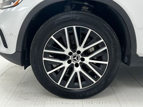 Used 2020 Mercedes-Benz GLC 350e GLC 350e image 44