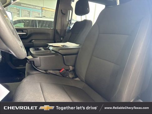 Used 2021 Chevrolet Silverado 2500 Custom w/ Custom Value Package image 17