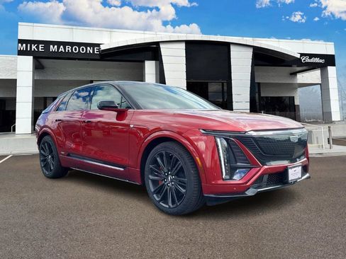 New 2026 Cadillac Lyriq V image 2