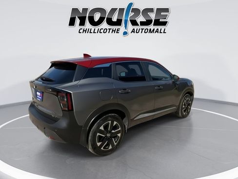 Used 2025 Nissan Kicks SV w/ Charging Package AWD/4WD image 8