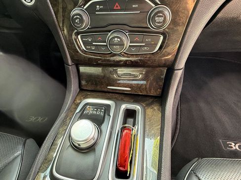 Used 2015 Chrysler 300 C image 12