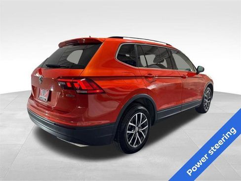 Used 2019 Volkswagen Tiguan SE w/ Panoramic Sunroof Package AWD/4WD image 5