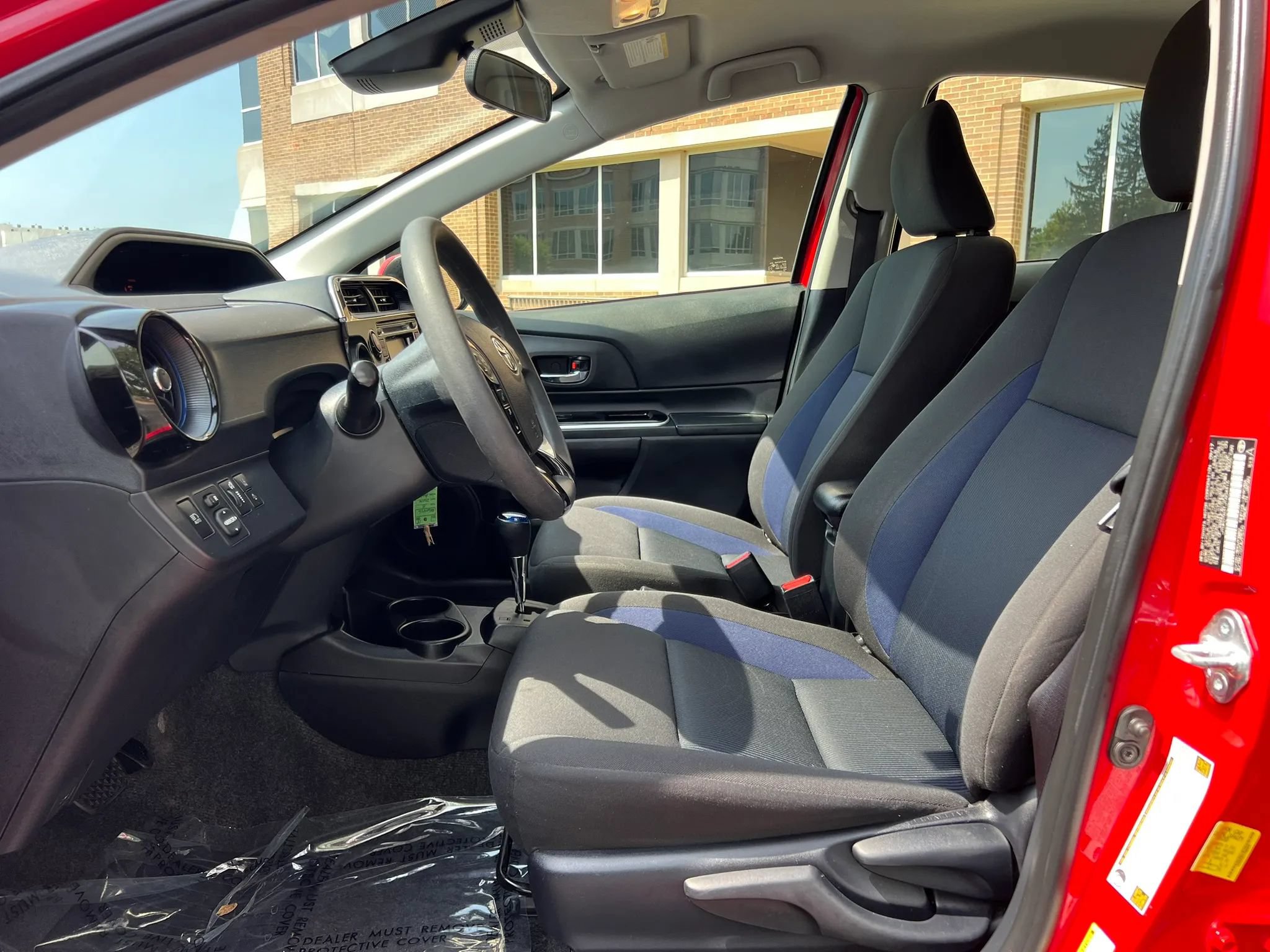 Used 2018 Toyota Prius C Two FWD image 13