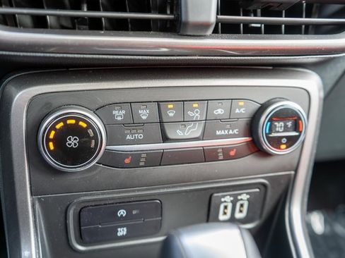 Used 2022 Ford EcoSport SE image 23